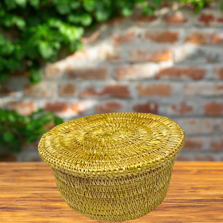 Handwoven Golden Grass | Round Storage Box with Lid - Medium (Natural Colour) - Taalapatra
