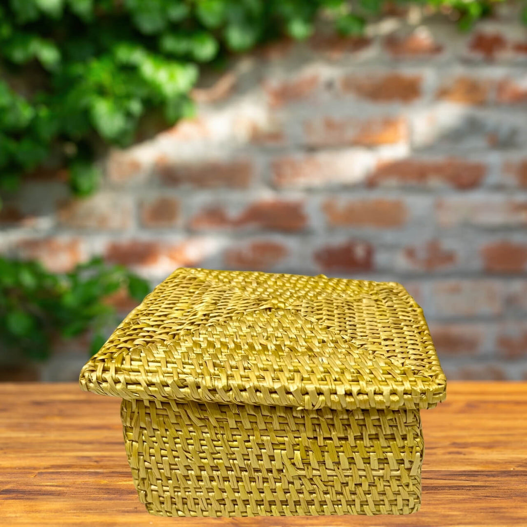 Handwoven Golden Grass | Square Storage Box with Lid - Medium (Natural Colour) - Taalapatra