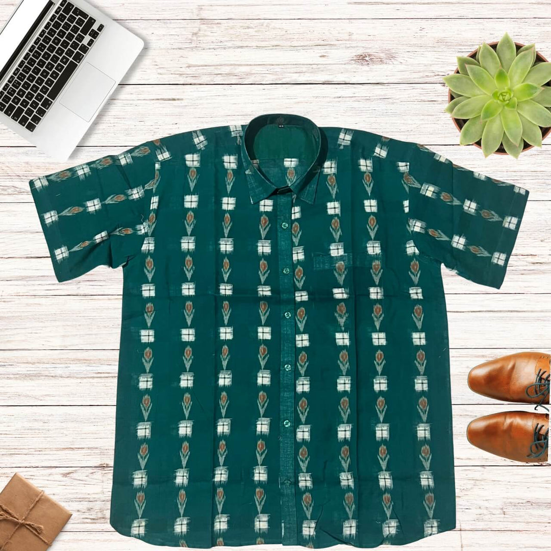 Handwoven Sambalpuri Cotton Men's Half Sleeve Shirt | Dark Forest Green Colour with Pasapalli Design - 42" - Taalapatra